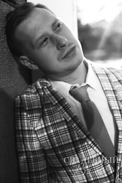 Ведущий Семен Семенов